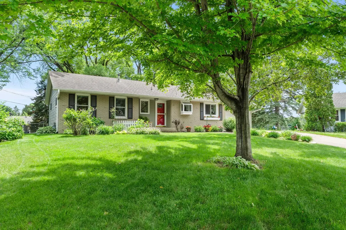 9528 Penn Circle, Bloomington, MN 55431 - #1
