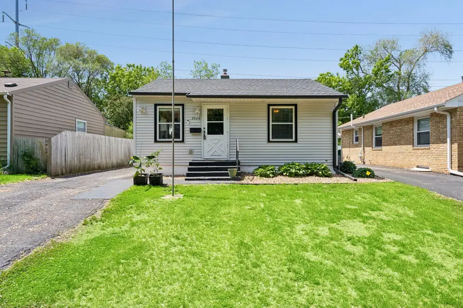 2924 Blackstone Avenue, Saint Louis Park, MN 55416 - #2