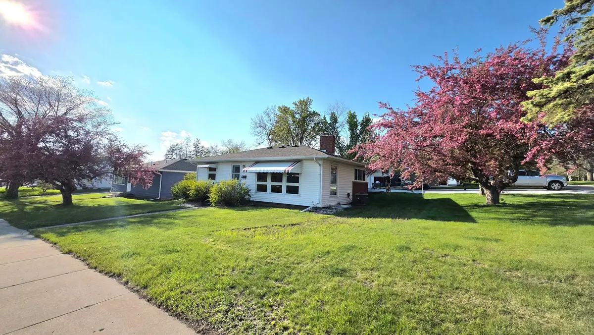 420 James Street, Detroit Lakes, MN 56501 - #1