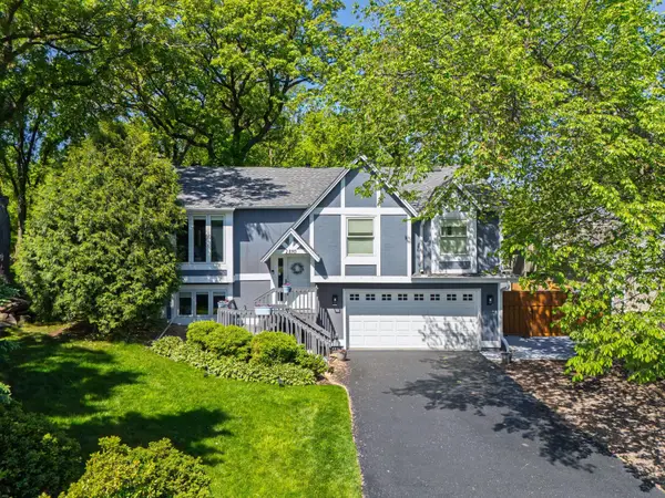 2840 Mayflower Avenue, Minnetonka, MN 55305