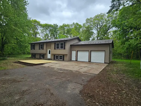 8842 288th Lane Ne, North Branch, MN 55056