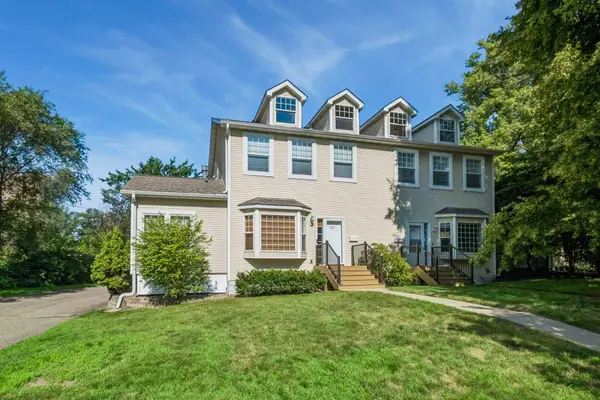 287 Lexington Parkway S, Saint Paul, MN 55105
