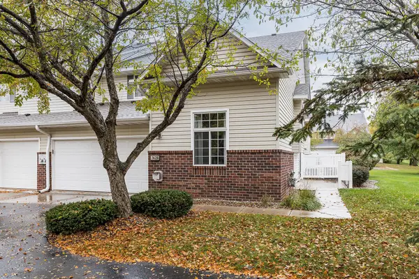 3629 Vermilion Court N #1106, Eagan, MN 55122