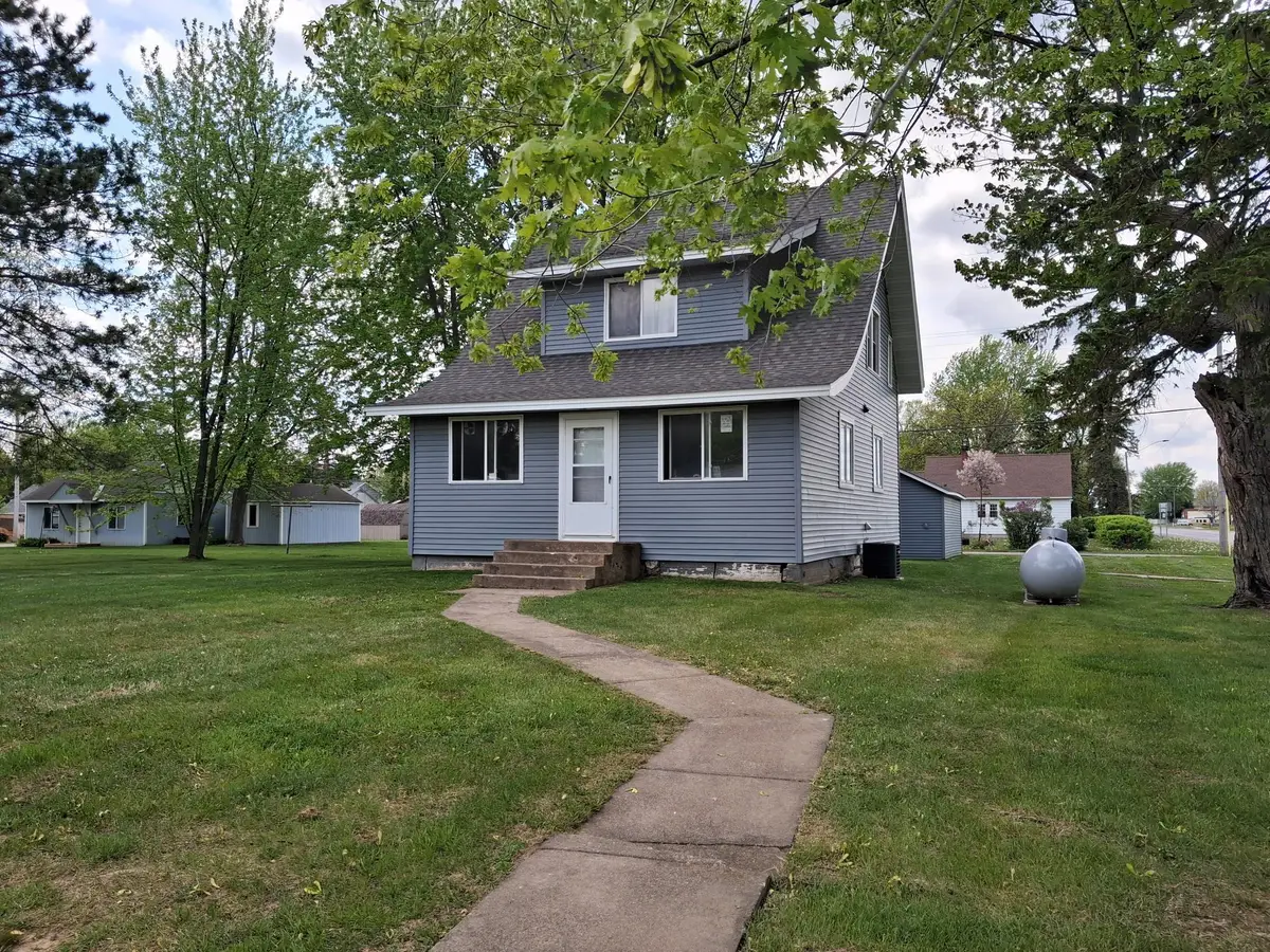 410 5th Avenue Se, Milaca, MN 56353 - #1