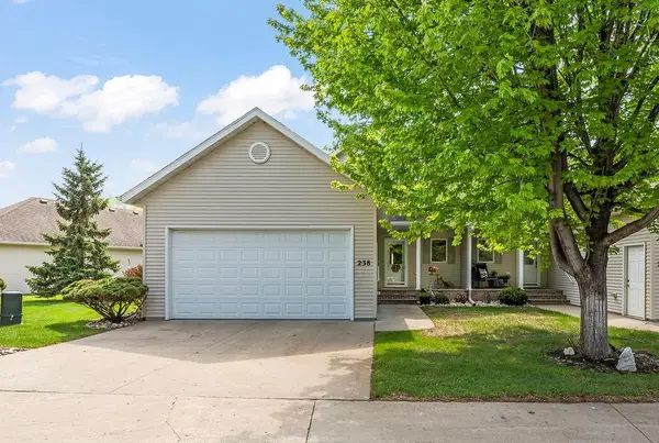 238 15th Avenue N, Fargo, ND 58102
