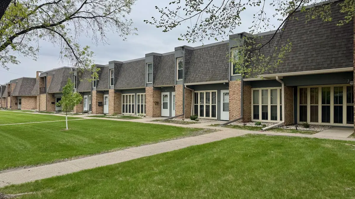 807 23rd Avenue S, Moorhead, MN 56560 - #1