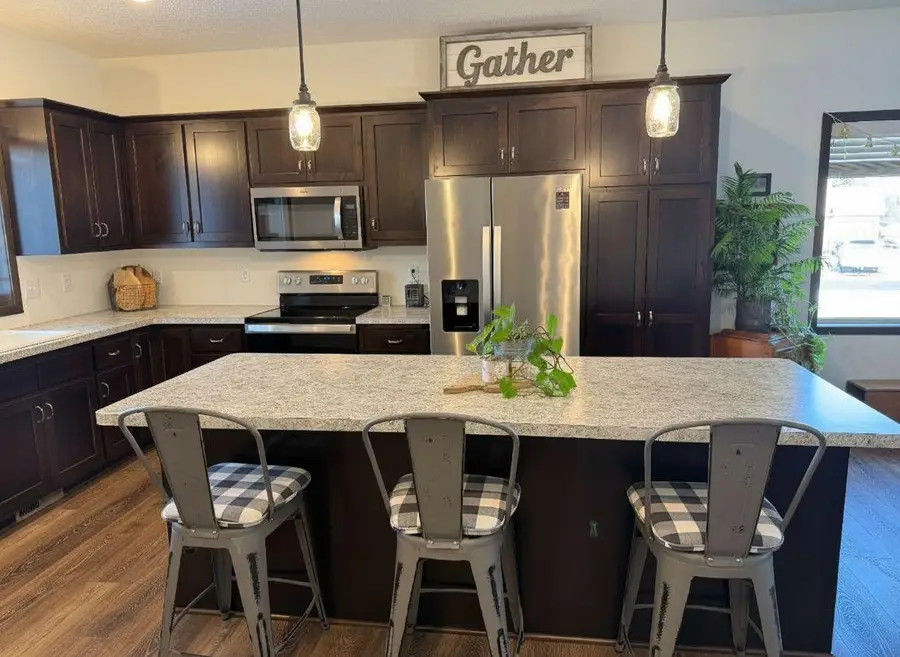 801 Golden Way Nw, Isanti, MN 55040 - #2