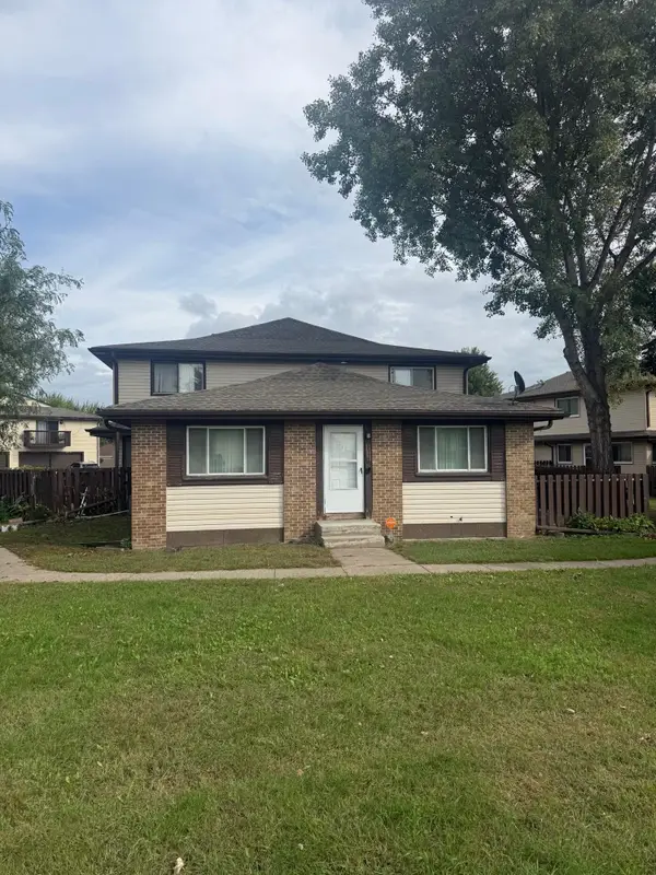 6335 84th Court N, Brooklyn Park, MN 55445
