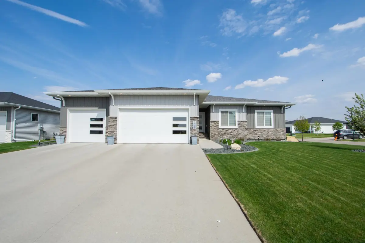 5674 43rd Street S, Fargo, ND 58104 - #1