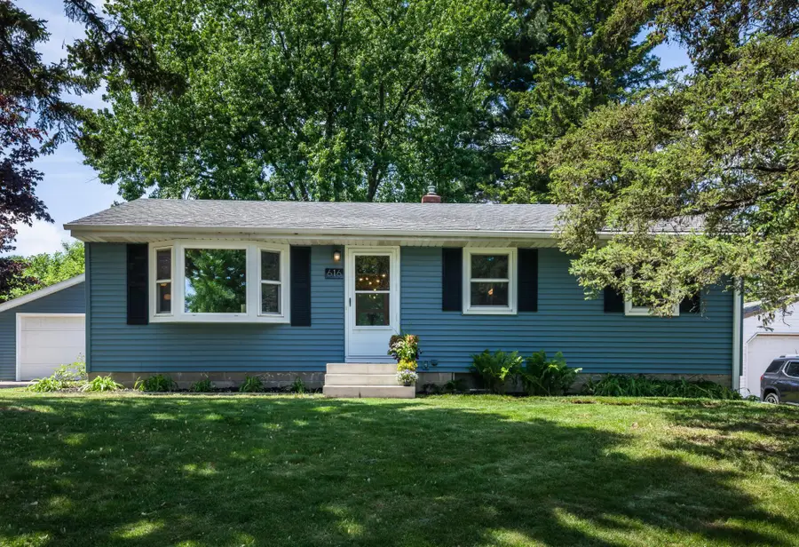 616 Esther Lane, Woodbury, MN 55125 - #3