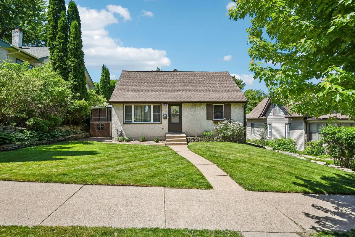 961 Livingston Avenue, West Saint Paul, MN 55118 - #1