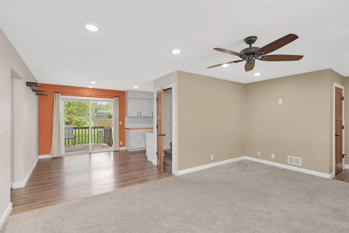 405 1st Avenue Se, New Prague, MN 56071 - #1