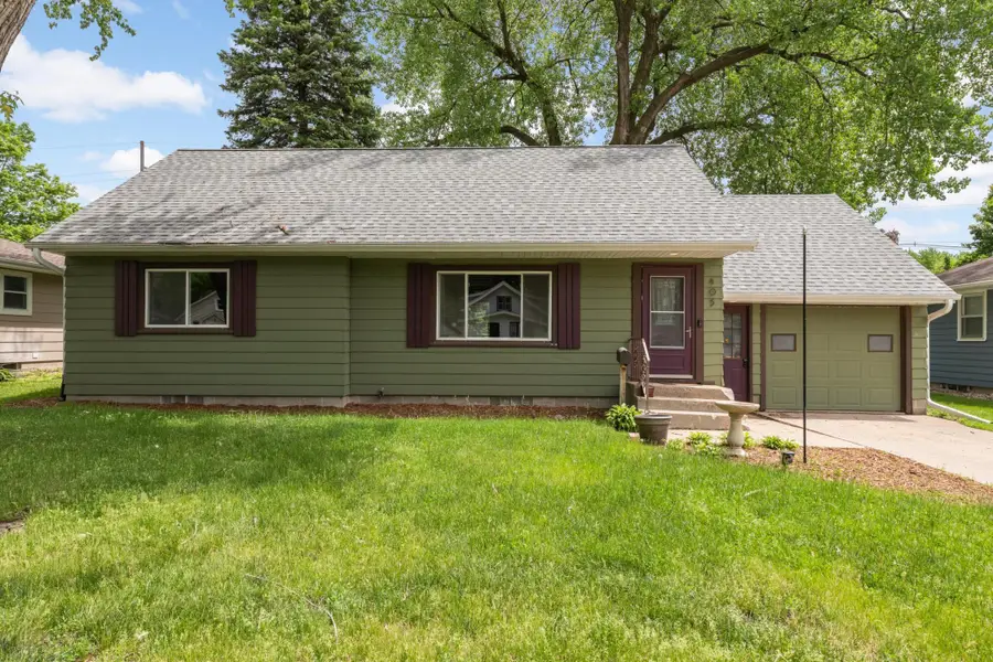405 1st Avenue Se, New Prague, MN 56071 - #3