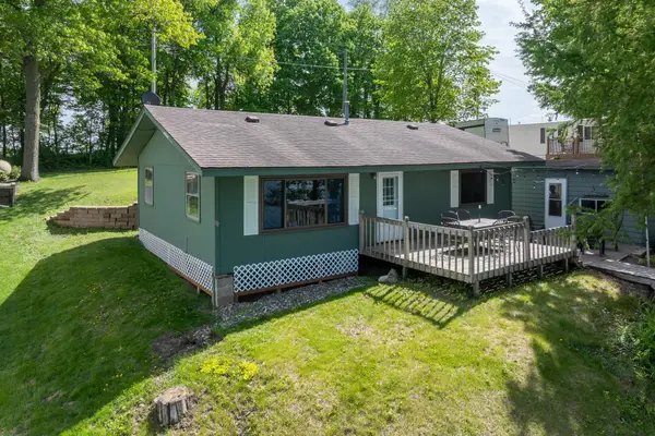 22774 Stavenau Lane, Elysian, MN 56028