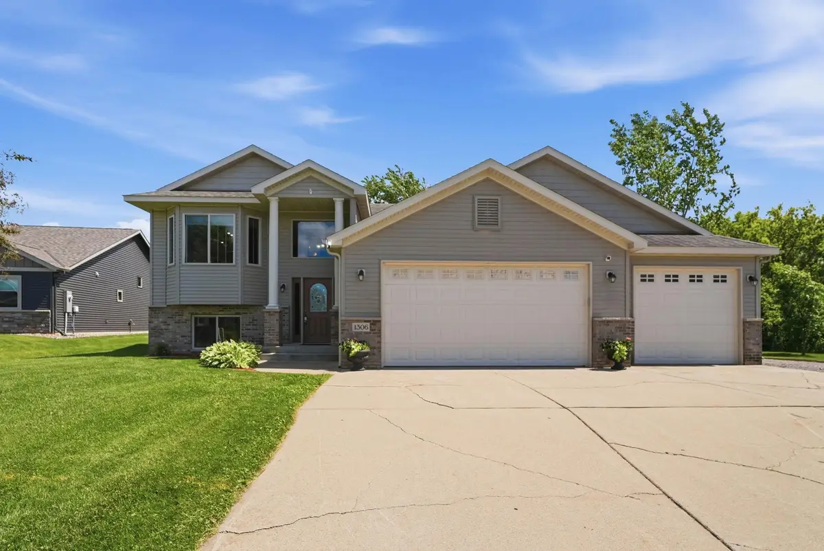 1306 Iris Lane Ne, Saint Joseph, MN 56374 - #1