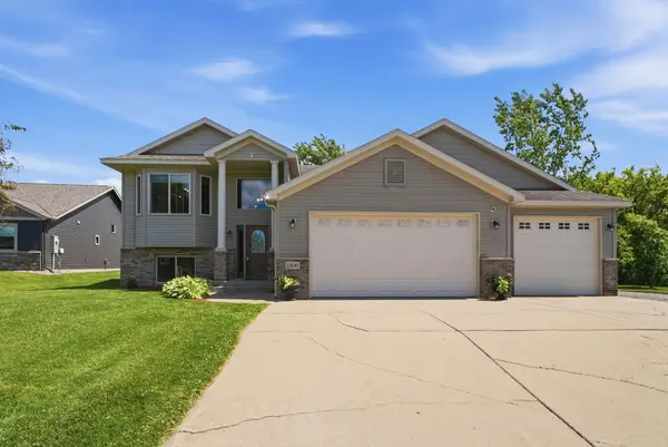 1306 Iris Lane Ne, Saint Joseph, MN 56374