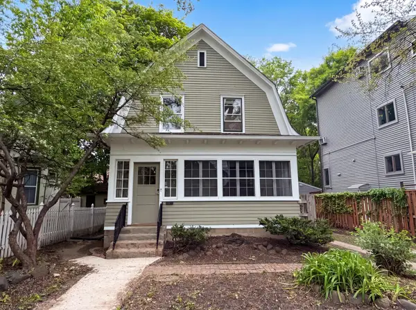 515 W 22nd Street, Minneapolis, MN 55405
