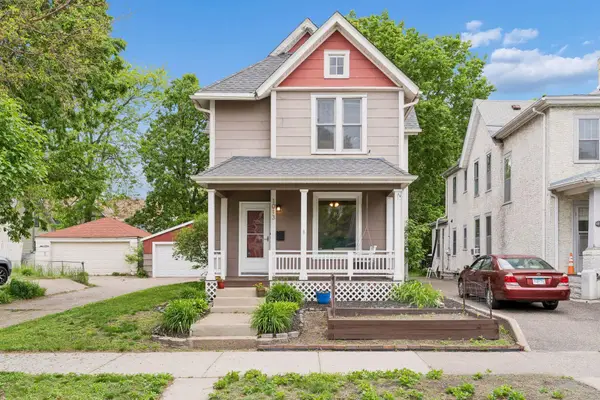 1013 20th Avenue Ne, Minneapolis, MN 55418