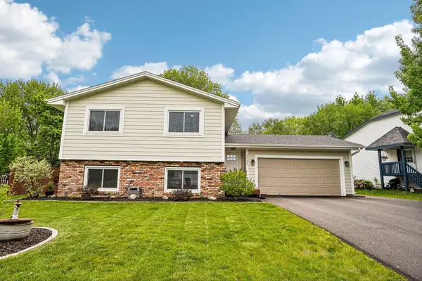 9040 Magnolia Lane N, Maple Grove, MN 55369