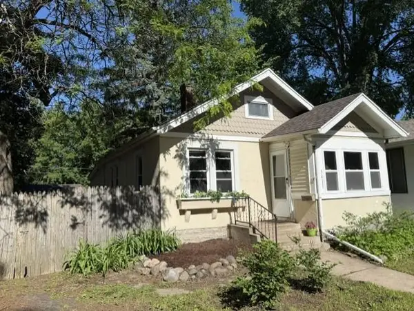 3411 Queen Avenue N, Minneapolis, MN 55412