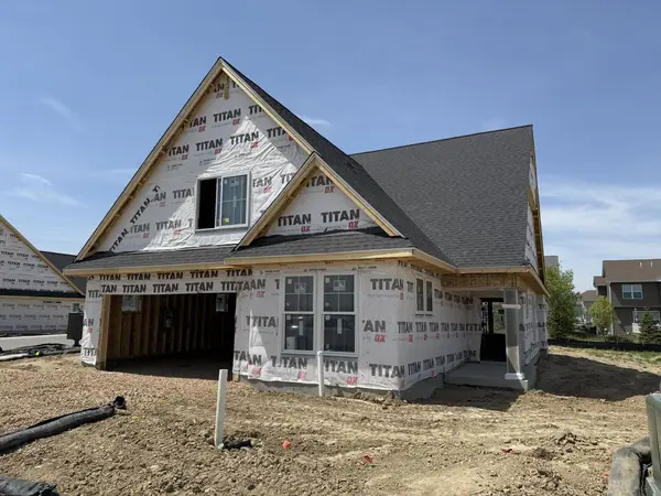 9124 Mills Lane, Chanhassen, MN 55317