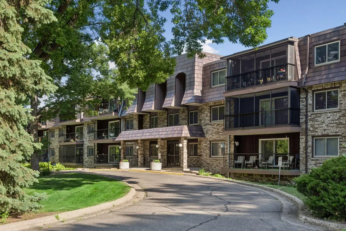 260 Westview Drive #108, West Saint Paul, MN 55118 - #1