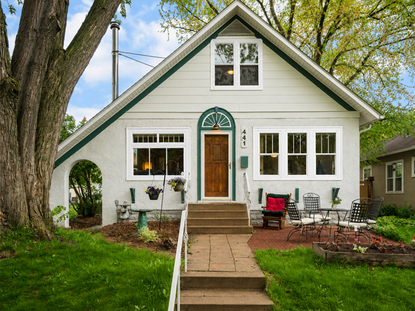 441 Saratoga Street S, Saint Paul, MN 55105