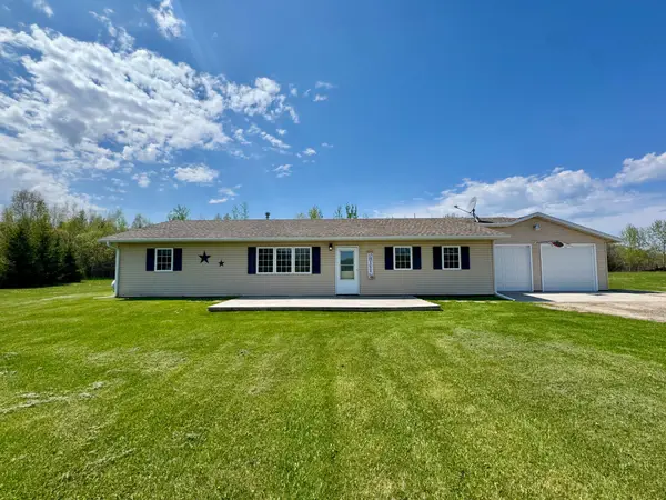 37311 580th Avenue, Warroad, MN 56763