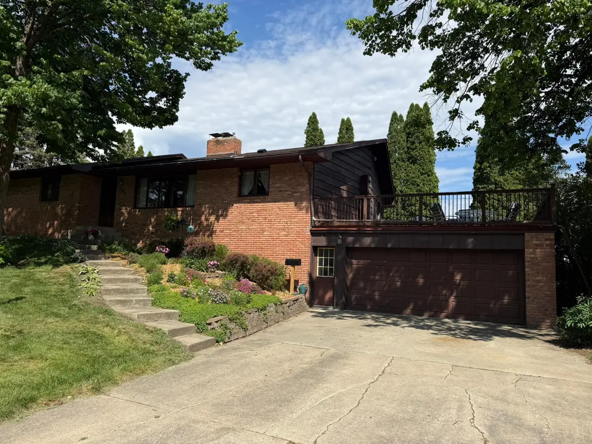 2105 Linn Drive, Owatonna, MN 55060 - #1