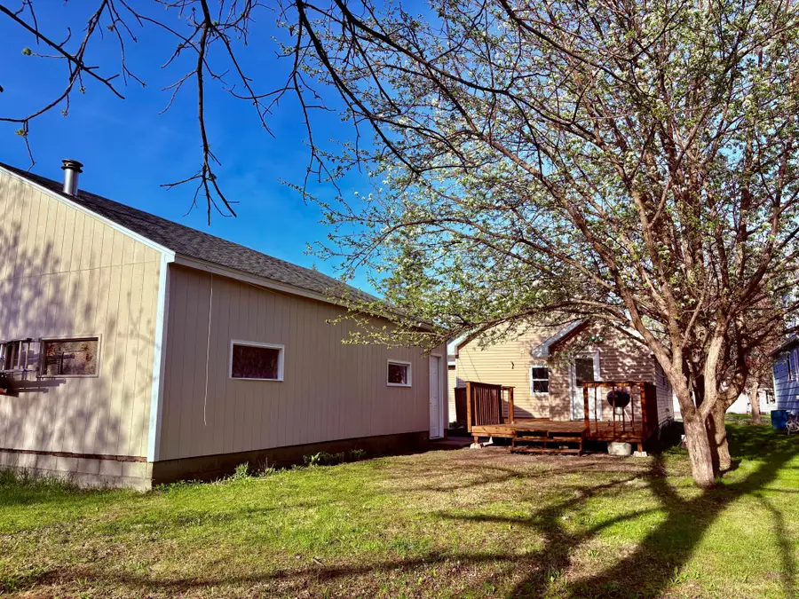 1118 11th Avenue, International Falls, MN 56649 - #3