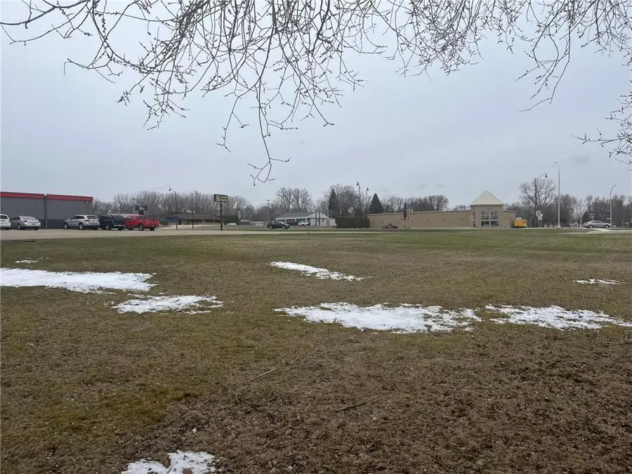 1916 Main Street, Albert Lea, MN 56007 - #2