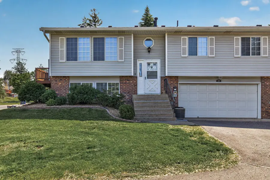 4450 Clover Lane, Eagan, MN 55122 - #2