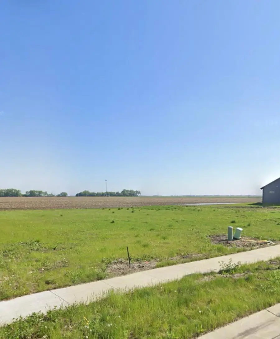 1528 6th Avenue Ne, Dilworth, MN 56529 - #3