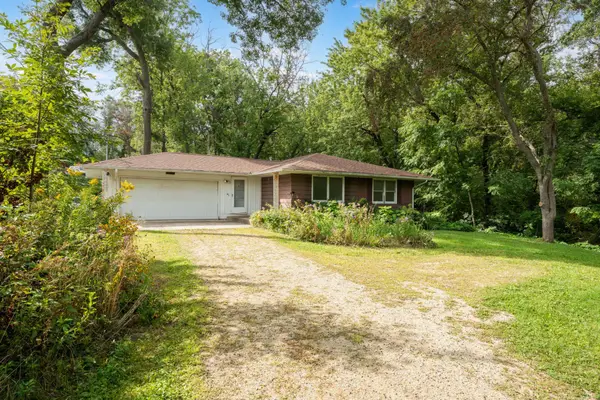 50 County 16 Road Se, Rochester, MN 55904