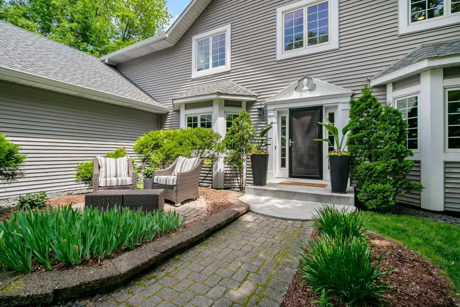 8879 Sylvan Ridge, Eden Prairie, MN 55347 - #3