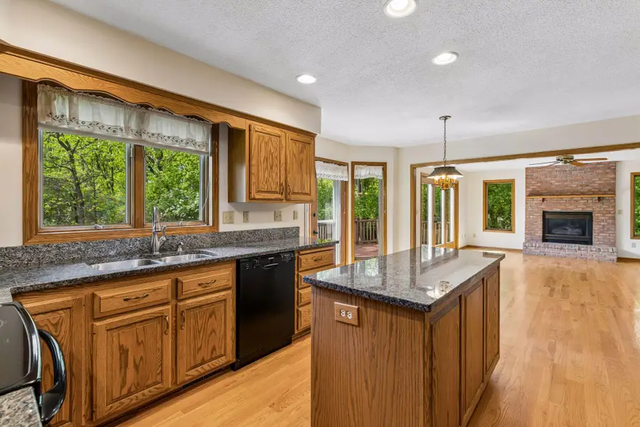 1933 Charlton Street, West Saint Paul, MN 55118 - #2