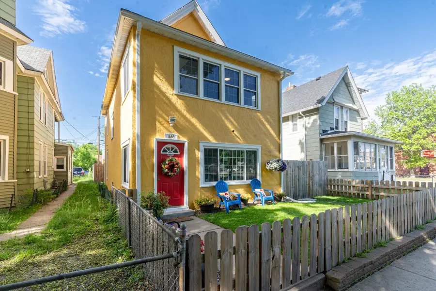 865 Thomas Avenue, Saint Paul, MN 55104 - #2