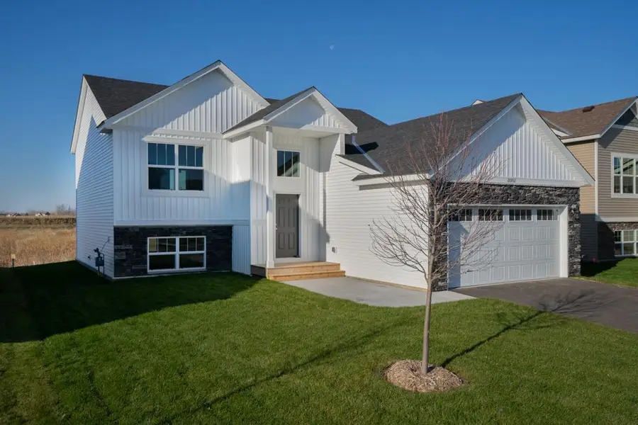 671 47th Avenue Ne, Saint Cloud, MN 56304 - #2