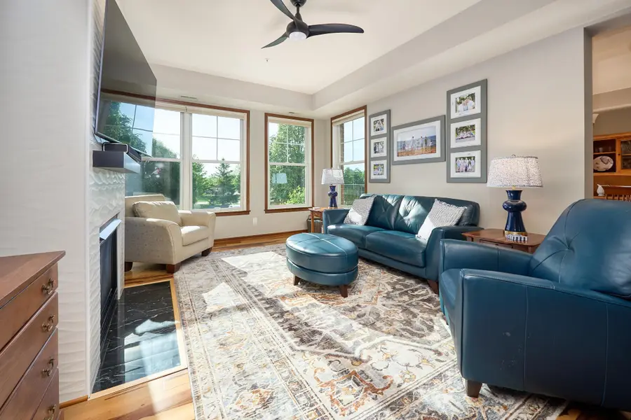 3110 N Chestnut Street #211, Chaska, MN 55318 - #3
