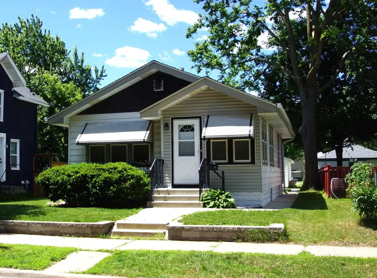 2804 37th Avenue S, Minneapolis, MN 55406 - #1