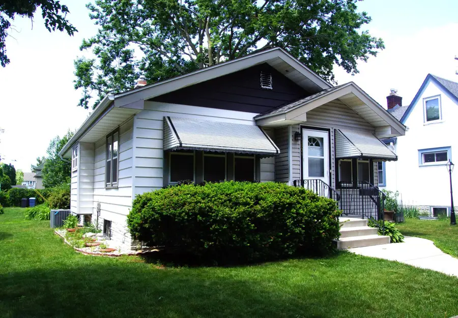 2804 37th Avenue S, Minneapolis, MN 55406 - #3