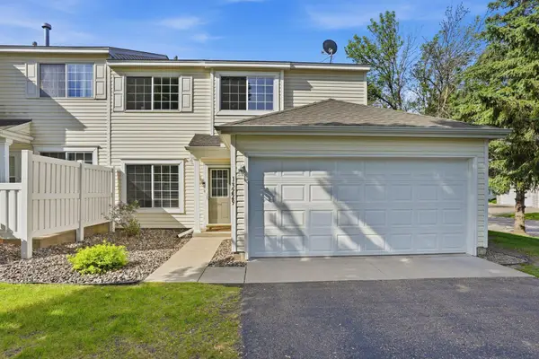 13229 Bush Lane, Eden Prairie, MN 55347