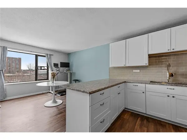 15 S 1st Street #A410, Minneapolis, MN 55401