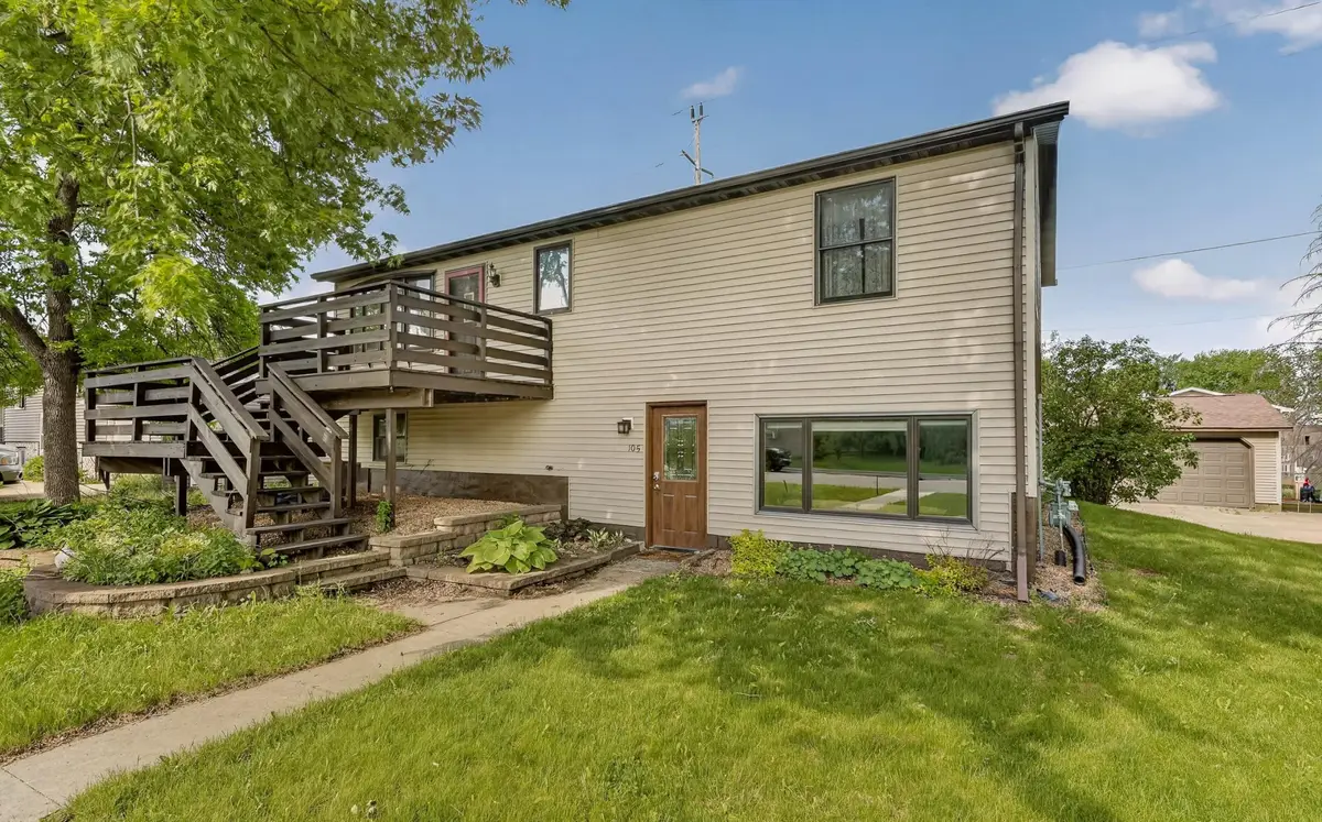 105 6th Avenue Nw, Dodge Center, MN 55927 - #1