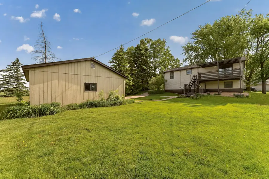 105 6th Avenue Nw, Dodge Center, MN 55927 - #3