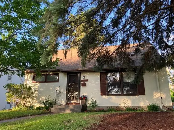 1200 Stryker Avenue, West Saint Paul, MN 55118