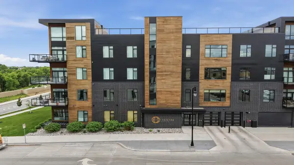 200 4th Avenue N #102, Fargo, ND 58102