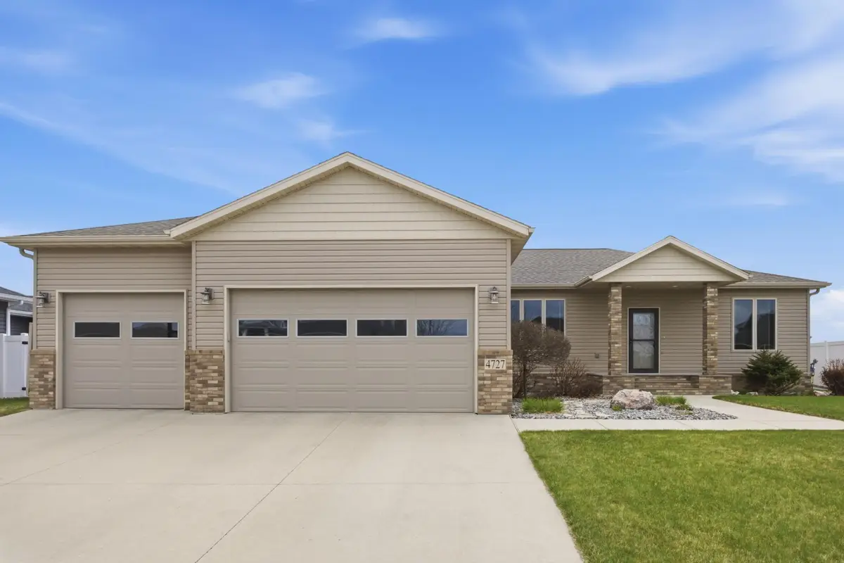 4727 6th Street W, West Fargo, ND 58078 - #1