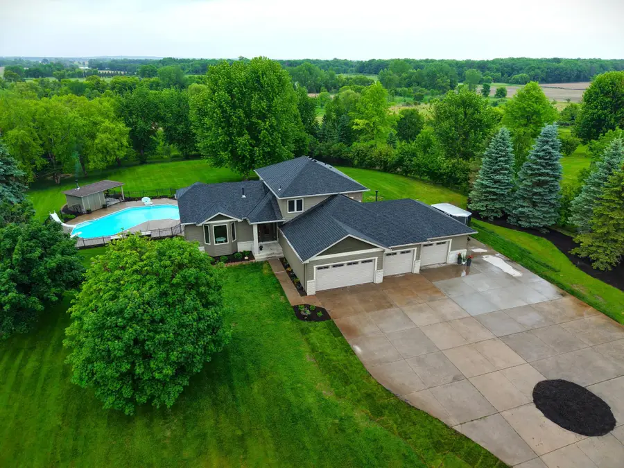 14502 55th Street Ne, Saint Michael, MN 55376 - #2
