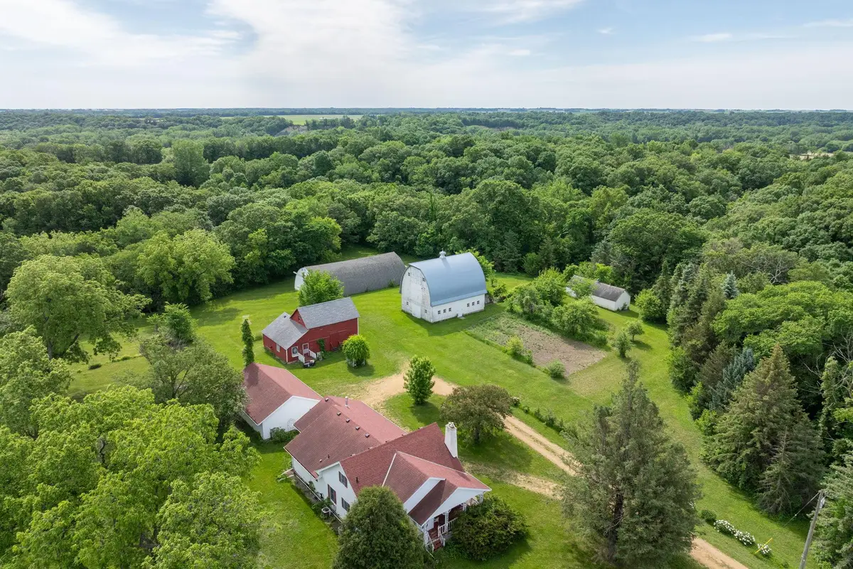 17069 Old Hwy 66, Good Thunder, MN 56037 - #1